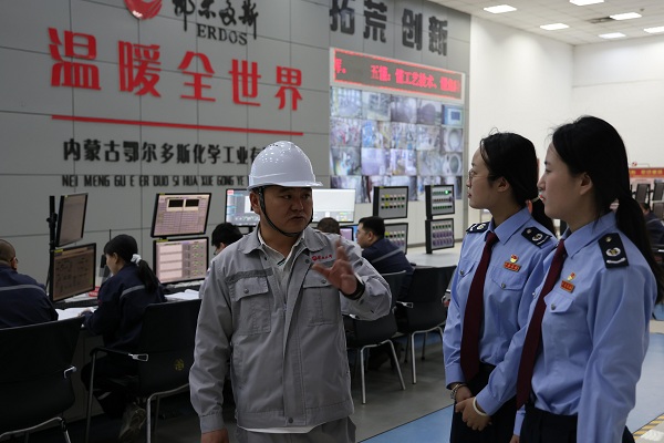 鄂尔多斯市税务局：护航绿色生态产...