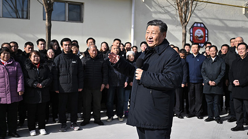 习近平在北京河北考察灾后恢复重建...
